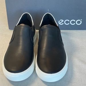 ECCO STREET TRAY W SLIP-ON SIZE 38
